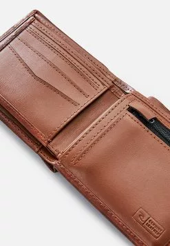 Rip Curl Wetty RFID 2 In 1 Wallet -Rip Curl Sales rip curl 2161 5276136 4
