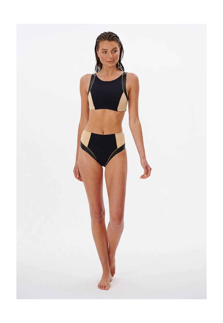 Rip Curl Mirage Ultimate Hi Waist Cheeky Coverage Bikini Bottom 4 Rip Curl Mirage Ultimate Hi Waist Cheeky Coverage Bikini Bottom - Image 4